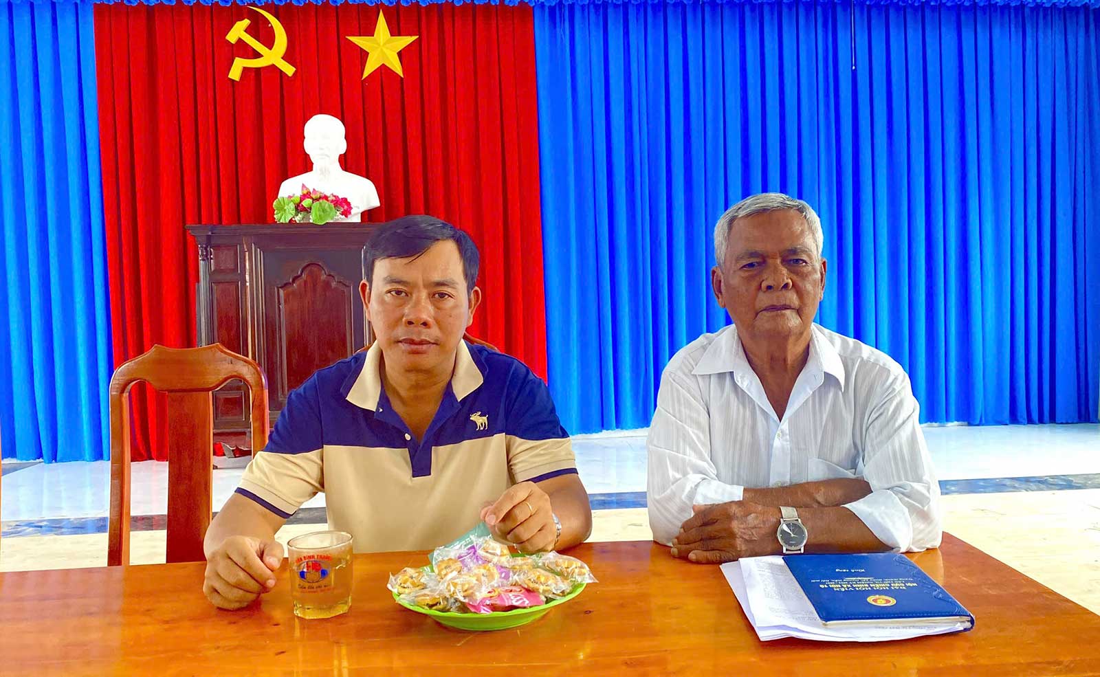 Köyleri ve mezraları birbirine bağlayan köprüler.