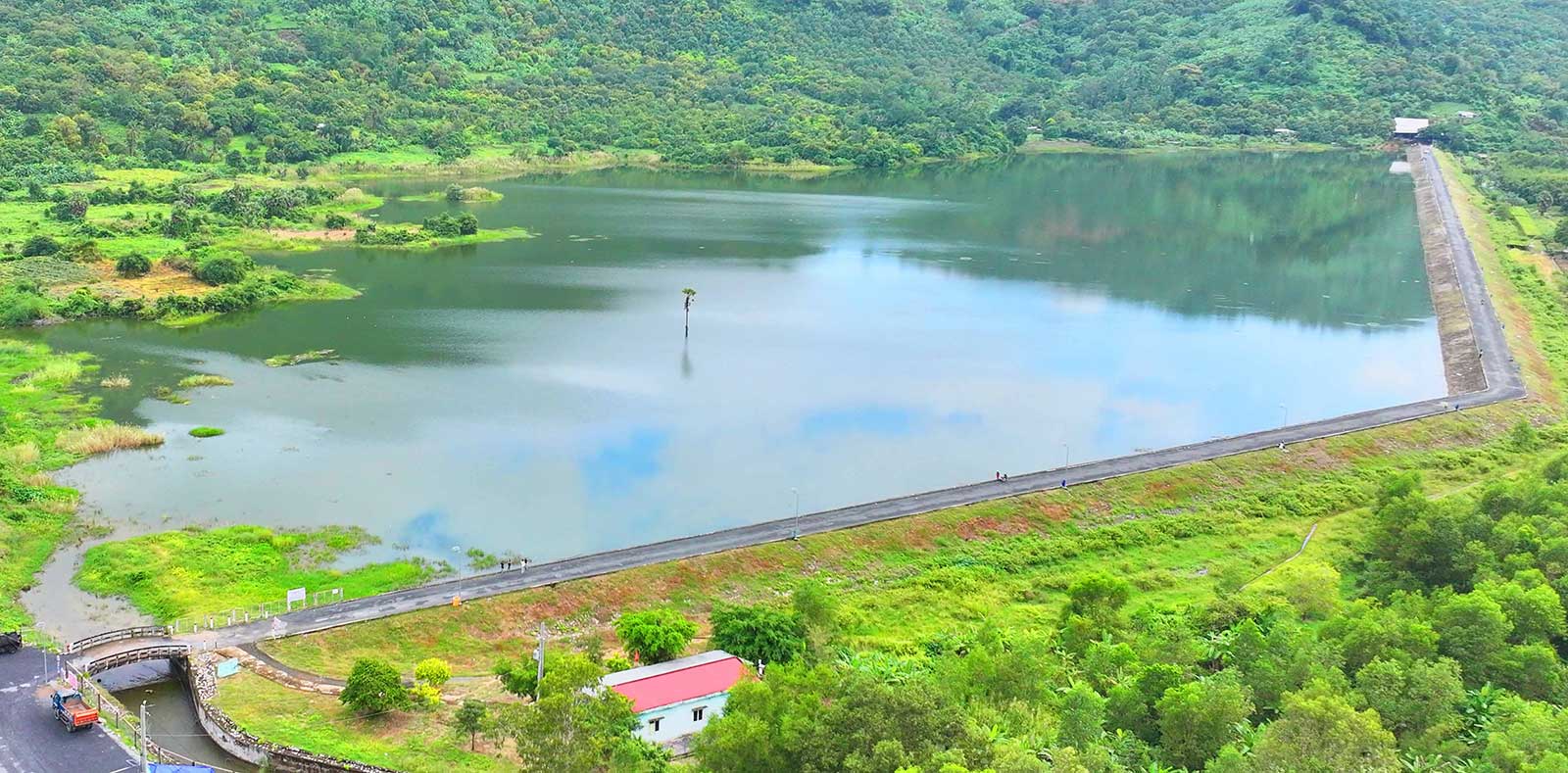 Sessiz ve Huzurlu Wo Long Dağı