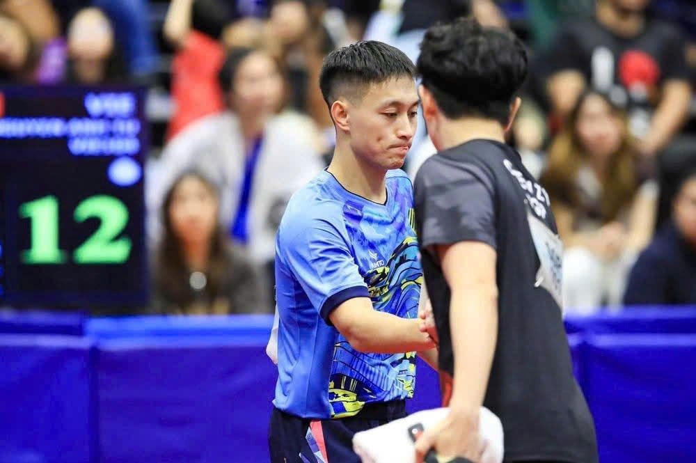 Вьетнамская команда по настольному теннису завоевала серебряную медаль в командном зачете среди мужчин - фото 1