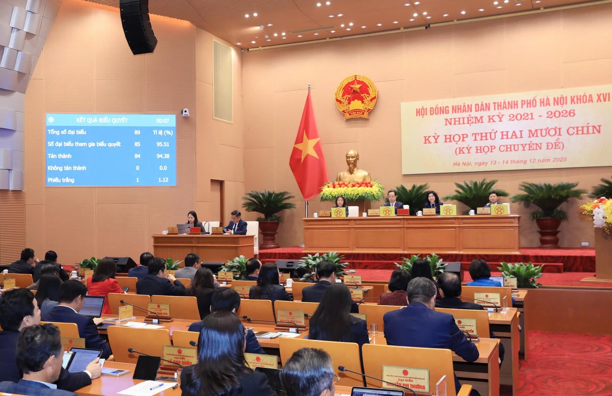 Hanoi: Las personas cuyas tierras son confiscadas para proyectos de renovación urbana pueden comprar o alquilar con opción a compra viviendas sociales sin tener que participar en una lotería. Hà Nội: Người bị thu hồi đất thực hiện các dự án chỉnh trang đô thị được mua, thuê mua nhà ở xã hội mà không phải bốc thăm