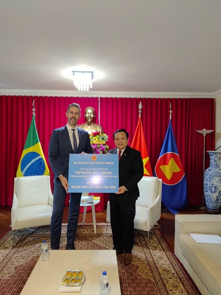 Bạn bè và đối tác Brazil triển khai hỗ trợ nhân đạo khẩn cấp cho miền Trung Việt Nam