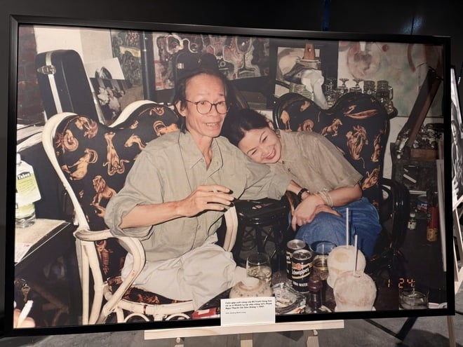 
Lệ Quyên, Uyên Linh... hát trong đêm nhạc Trịnh Công Sơn, gây quỹ hơn 1 tỉ đồng- Ảnh 2.