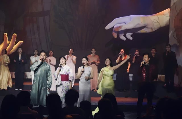 
Lệ Quyên, Uyên Linh... hát trong đêm nhạc Trịnh Công Sơn, gây quỹ hơn 1 tỉ đồng- Ảnh 6.