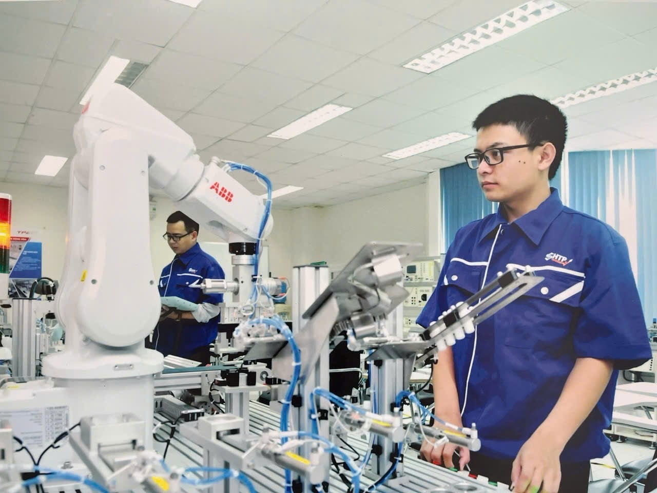 ចំណងជើងរូបថត