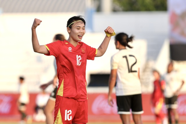 비치투이와 하이옌, SEA 게임 득점왕 경쟁에서 뜻밖에 '라이벌'로 떠올라? - 사진 5. Bích Thùy và Hải Yến bất ngờ thành ‘đối thủ’ trong cuộc đua ghi nhiều bàn thắng nhất SEA Games?- Ảnh 5.