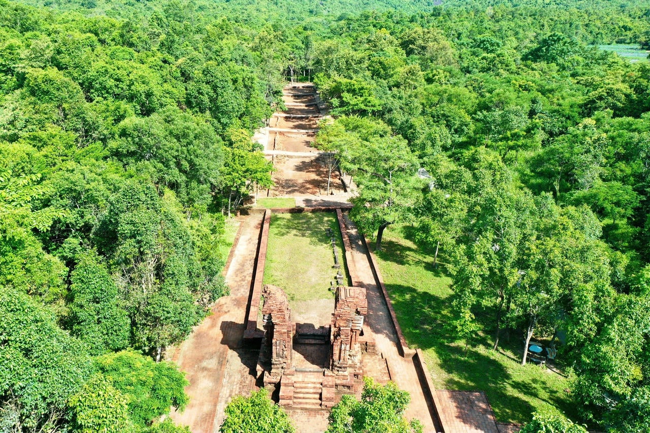 «ផ្លូវពិសិដ្ឋ» ត្រូវបានចាត់ទុកថាជាការរកឃើញខាងបុរាណវិទ្យាដ៏សំខាន់បំផុតនៅក្នុងប្រទេសវៀតណាមក្នុងសម័យទំនើប។