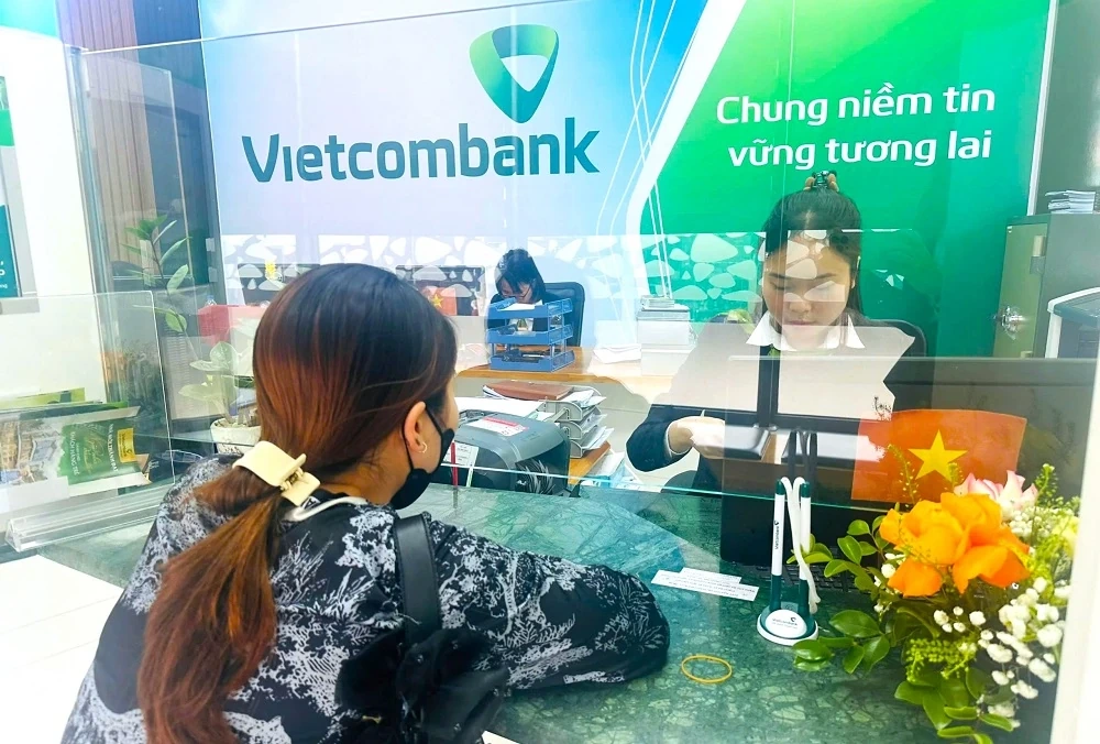 Cabang Vietcombank North Thanh Hoa mengambil alih dan mengelola tiga kantor transaksi di Hoang Hoa, Bim Son, dan Sam Son.