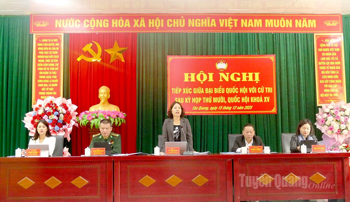 Schůzi předsedala delegace provinčního Národního shromáždění.