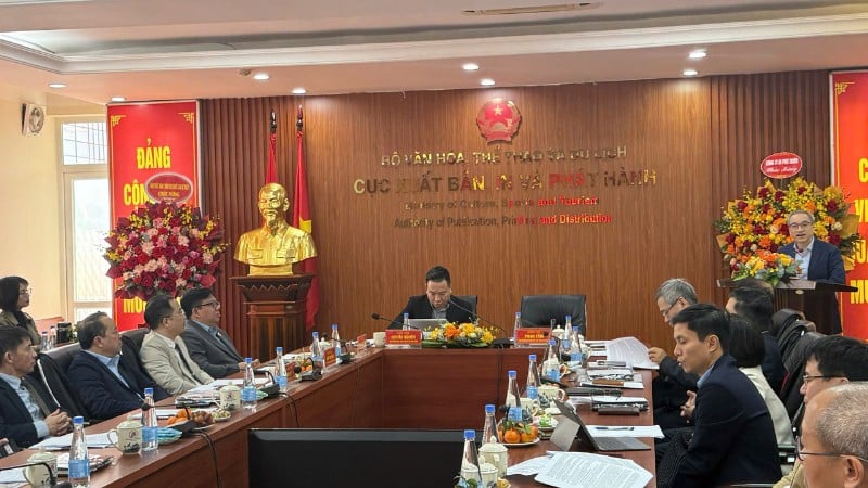 ឈុតឆាកនៅឯសន្និសីទ។