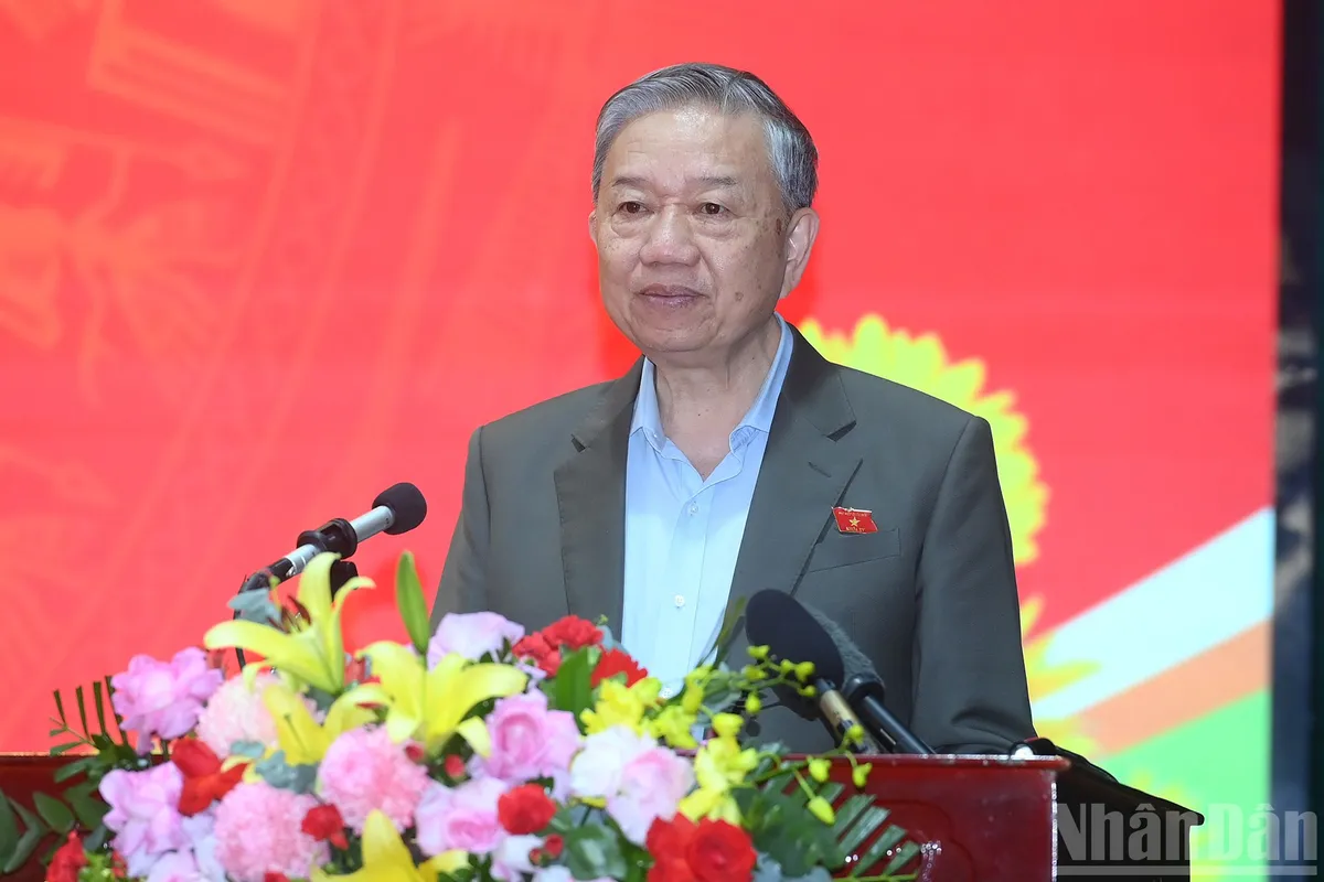 Tổng Bí thư Tô Lâm: Không thể biến trường học thành nơi làm dịch vụ thu tiền- Ảnh 1.