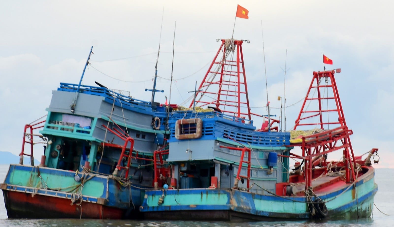 Saliendo al mar con los inspectores pesqueros.