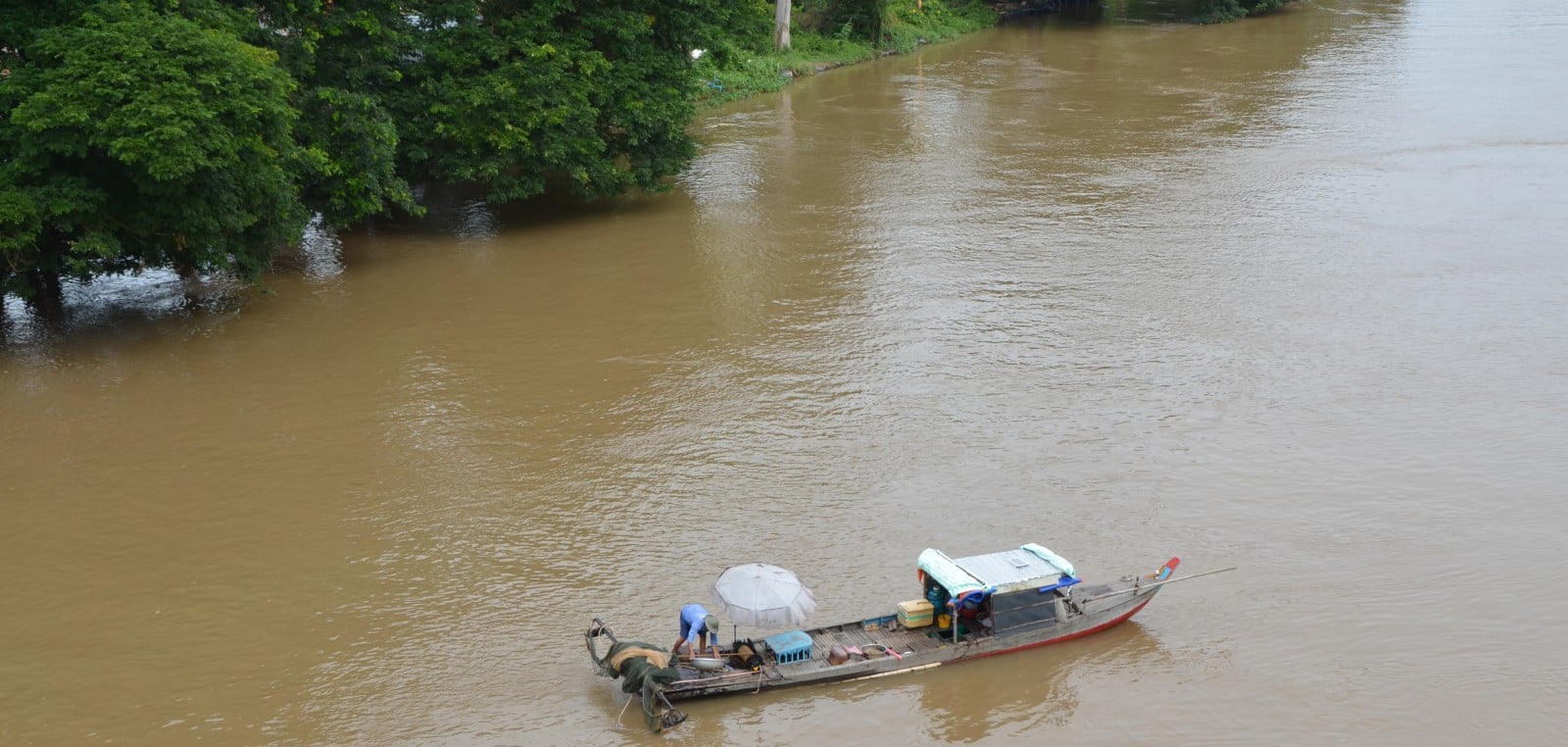 A VIETNÁMBA TÖREKVŐ MEKONG FOLYÓ FORRÁSA - EGY RÉGIÓ JELZŐJE - 1. rész: Két határ menti település, egy Mekong folyó, mint megélhetési forrás