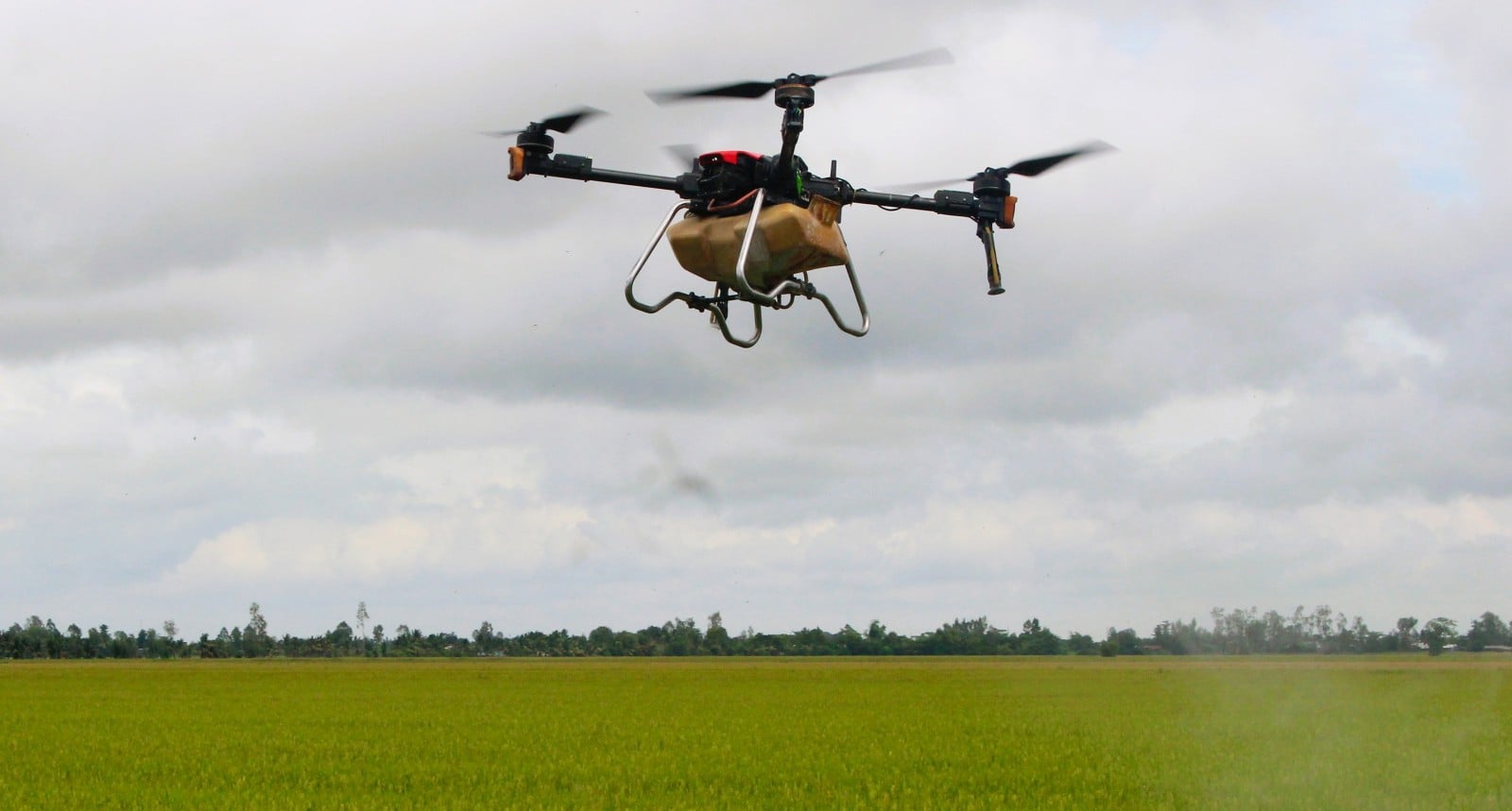 Laissez tomber l'aérosol, enfourchez un drone.