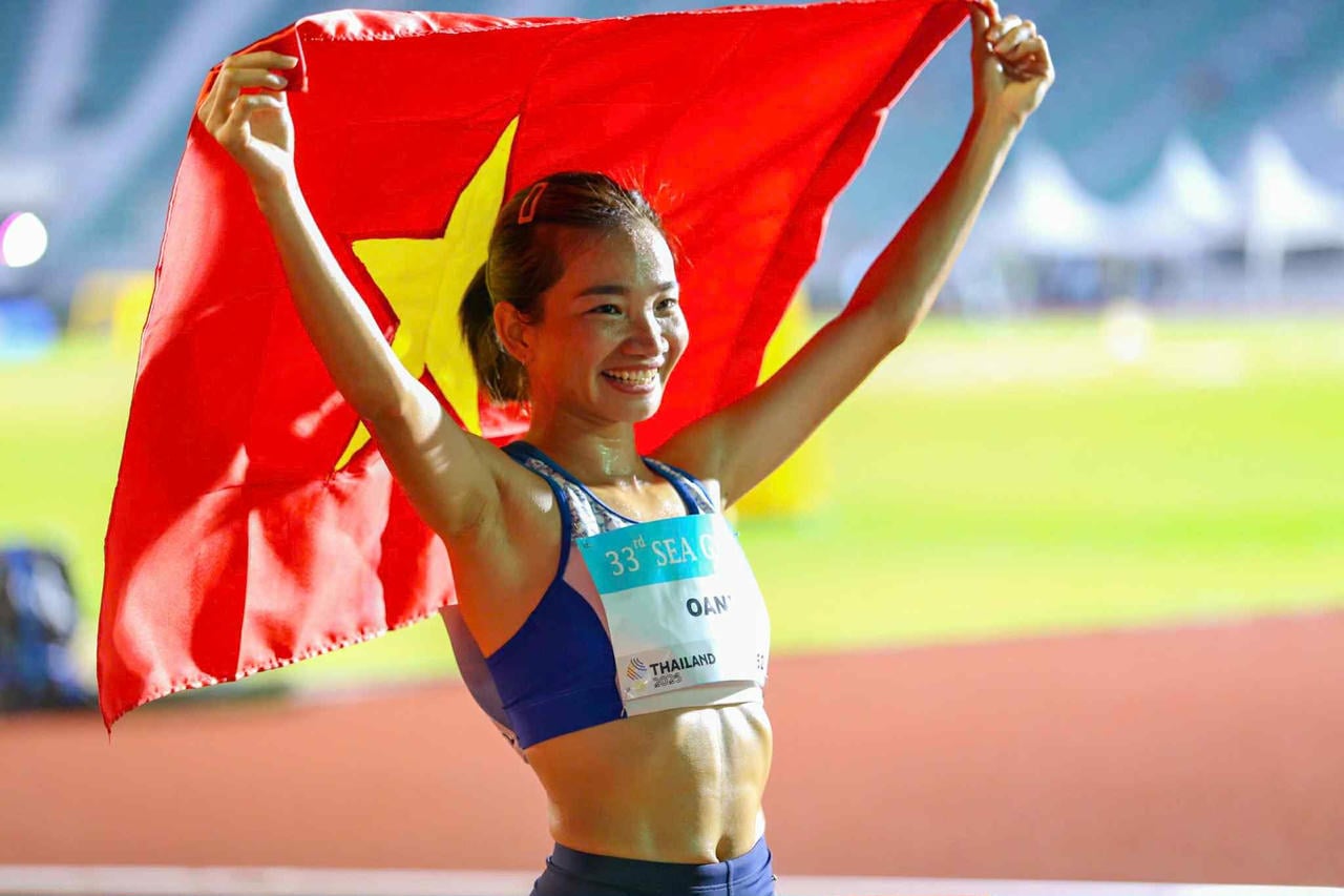 Nguyen Thi Oanh won the gold medal in the women's 10,000m event. (Photo: Thanh Dinh)
