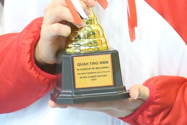 Singapores simlegend får en oöverträffad ära i SEA Games historia - Foto 3. Huyền thoại bơi lội Singapore nhận vinh danh chưa từng có trong lịch sử SEA Games- Ảnh 3.