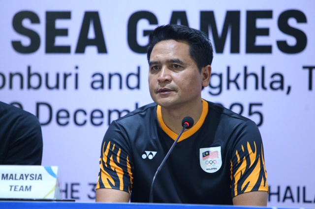 Efter en besvikande förlust mot Thailand är Malaysia fast beslutna att tävla om guldmedaljen med Vietnam U23 på hemmaplan vid SEA Games 34 - Foto 2. Thua tiếc sao Thái Lan, Malaysia quyết tranh HCV với U.23 Việt Nam trên sân nhà SEA Games 34- Ảnh 2.