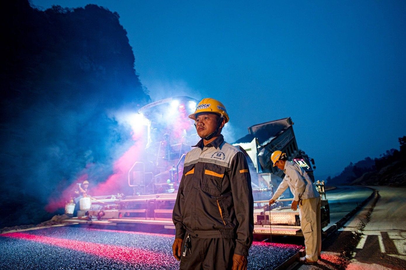 The scene of a landslide caused by heavy rain on the highway construction site.
