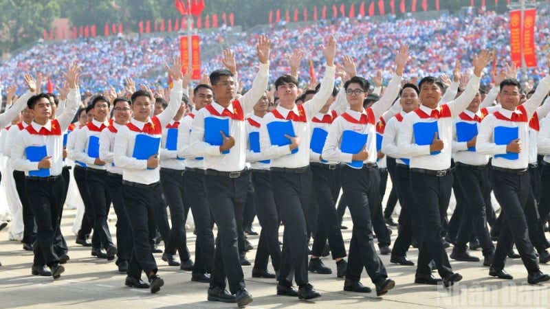 Foto para intelektual Vietnam pada perayaan ulang tahun ke-80 Hari Nasional pada tanggal 2 September. (Foto: DUY LINH)