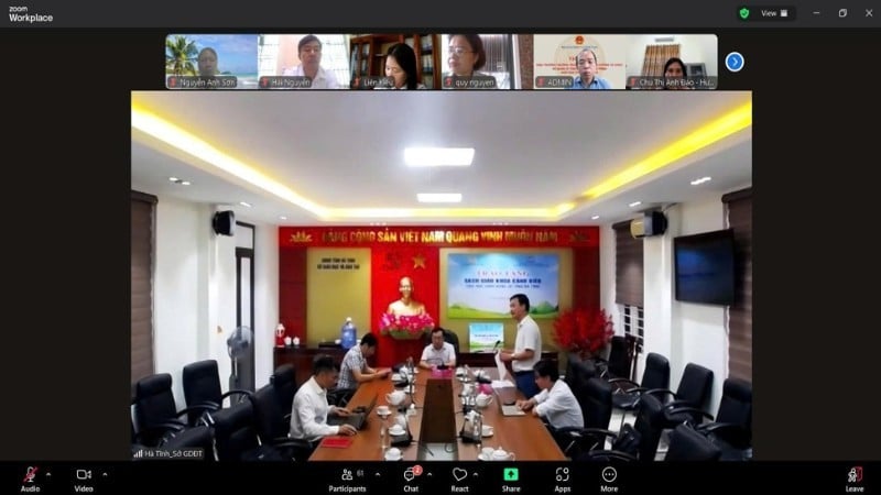 यह हा तिन्ह प्रांत के शिक्षा और प्रशिक्षण विभाग द्वारा आयोजित प्रांत भर के प्राथमिक विद्यालय व्यावसायिक समूहों के एक ऑनलाइन सम्मेलन का मुख्य स्थान है।