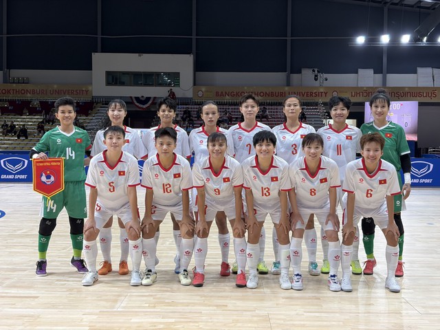 Đội tuyển futsal nữ Việt Nam - Philippines: Đoạt vé vào bán kết - Ảnh 1.