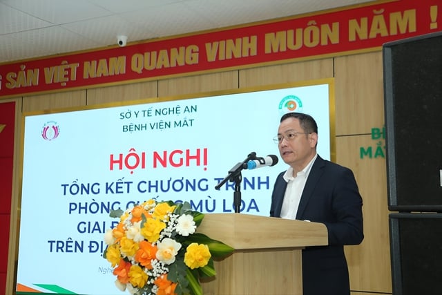 ແຂວງເຫງະອານ ປ່ຽນຈຸດສຸມຈາກການປ້ອງກັນຕາບອດໄປສູ່ການຄຸ້ມຄອງພະຍາດຊໍາເຮື້ອ, ໂດຍນໍາໃຊ້ AI ຢ່າງແຂງແຮງ. - ຮູບທີ 3. Nghệ An chuyển trọng tâm phòng chống mù lòa sang quản lý bệnh mạn tính, ứng dụng mạnh AI
- Ảnh 3.