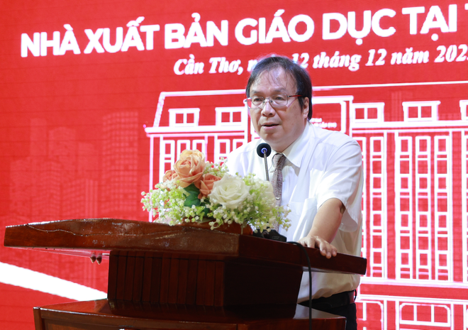 Tặng tủ sách giáo khoa dùng chung trị giá 3 tỷ đồng cho Cần Thơ, An Giang, Cà Mau- Ảnh 5.