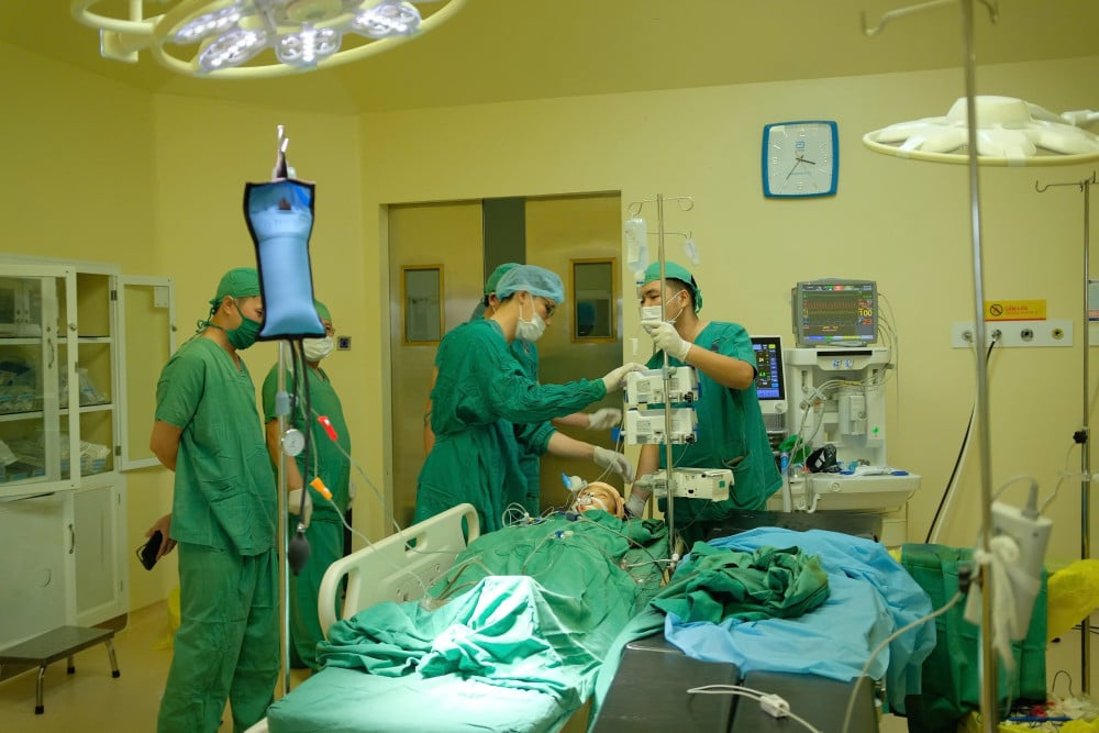 ជនរងគ្រោះដោយគ្រោះថ្នាក់ចរាចរណ៍ម្នាក់ ត្រូវការជំនួយជាបន្ទាន់។