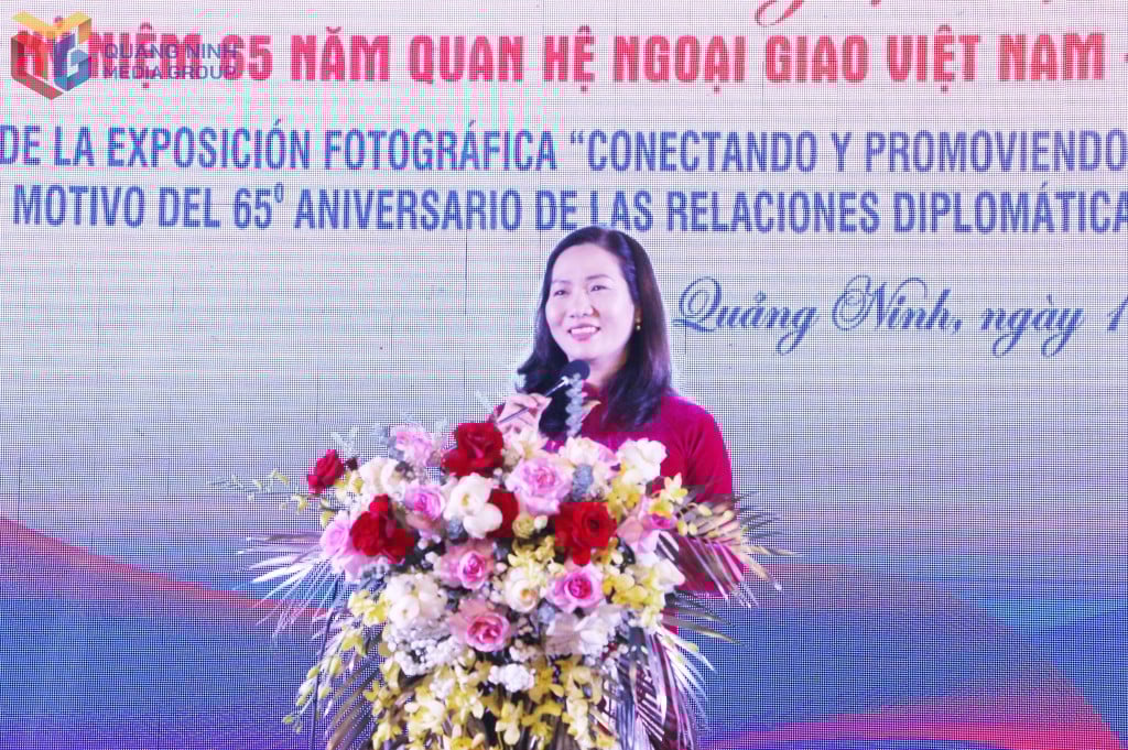 ពិធីបើកពិព័រណ៍រូបថត “ភ្ជាប់ទំនាក់ទំនង និងផ្សព្វផ្សាយមិត្តភាពរវាងវៀតណាម និងគុយបា” Khai mạc triển lãm ảnh “Kết nối và lan tỏa tình hữu nghị Việt Nam - Cuba”