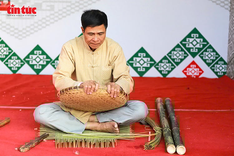 Légende de la photo