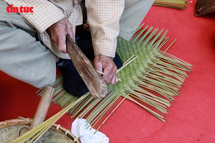 Légende de la photo