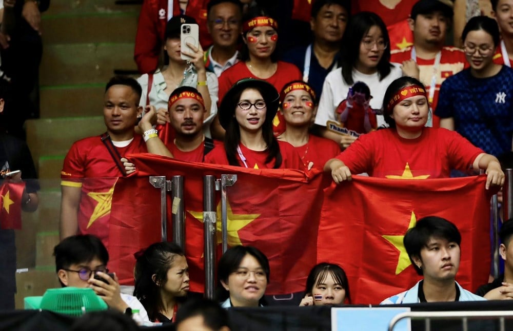 មានមោទនភាពចំពោះក្រុមនារីបាល់ទះវៀតណាម - រូបថតទី ៤