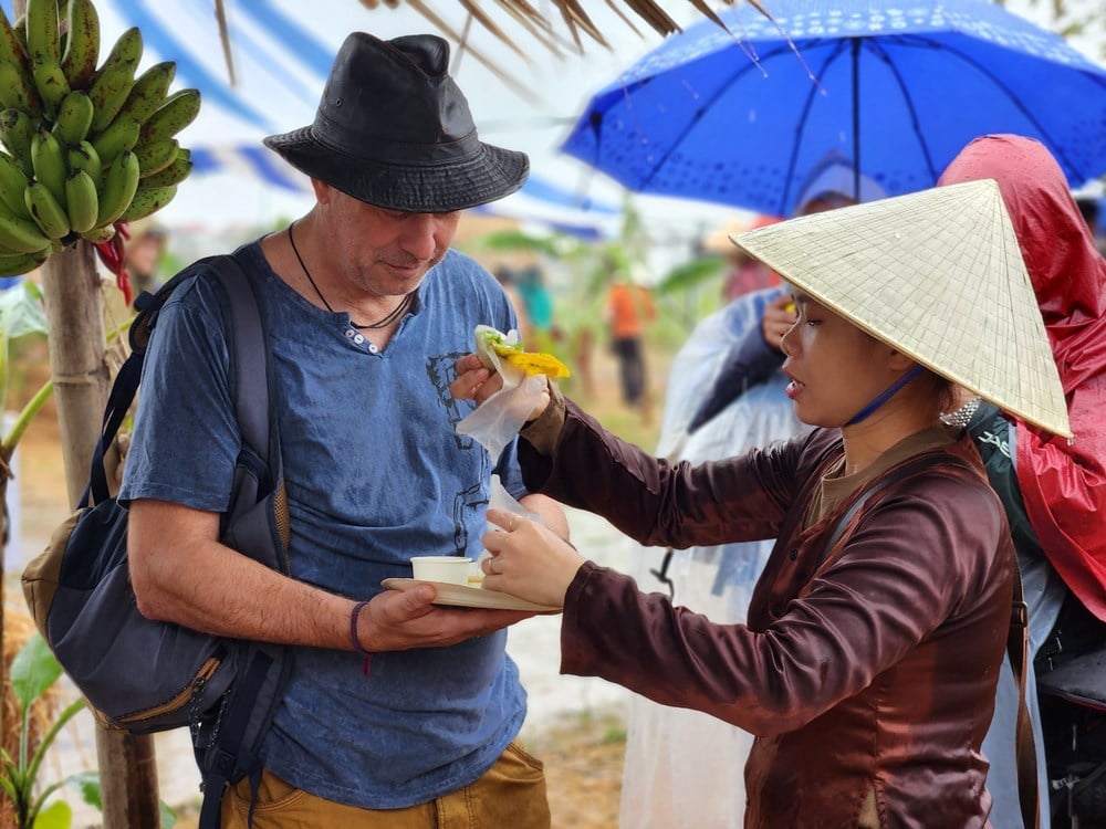 ទស្សនាទីក្រុងហួយអាន ចូលរួមក្នុងពិធីបុណ្យដាំស្រូវឆ្នាំថ្មី - រូបថតទី ៩