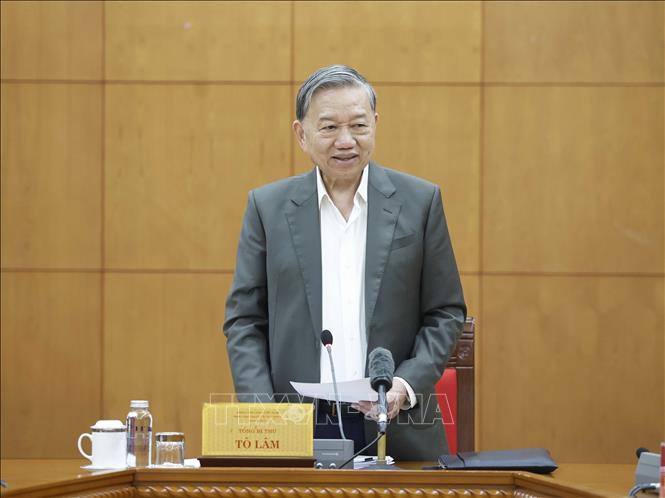 ຄຳບັນຍາຍຮູບພາບ