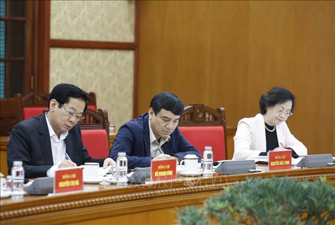 ຄຳບັນຍາຍຮູບພາບ