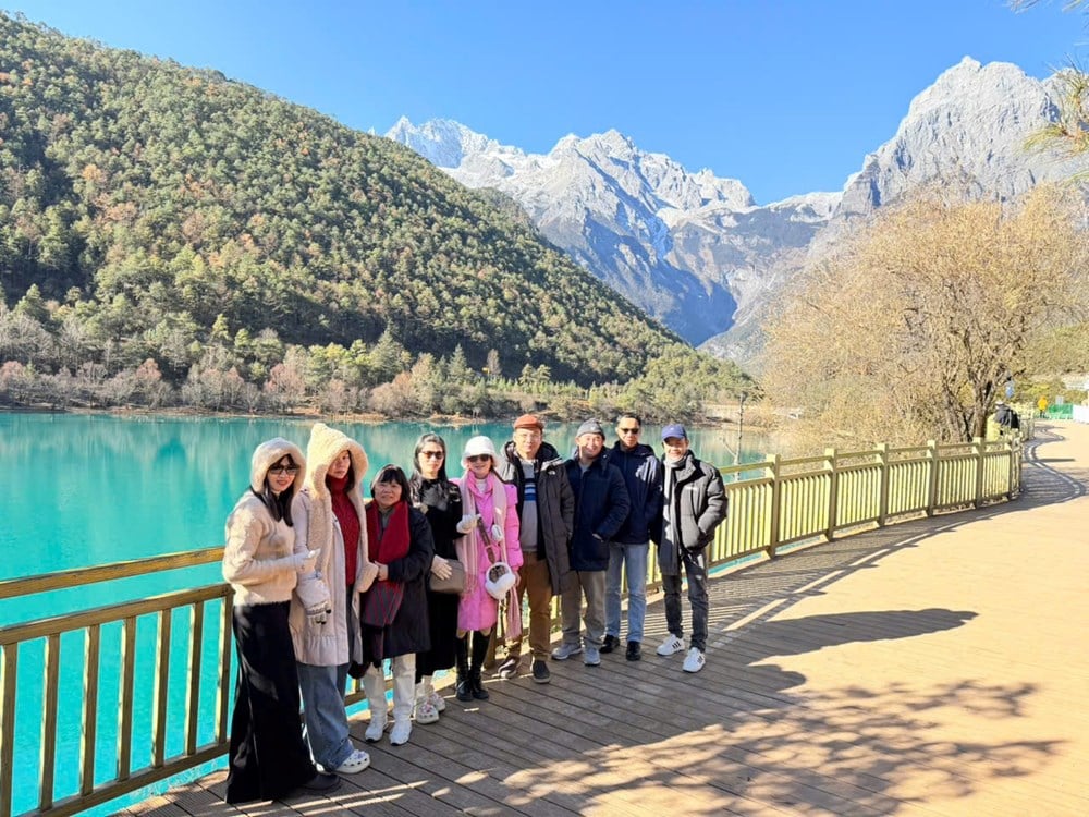 ភ្នំព្រិលនាគរាជ៖ «អច្ឆរិយៈទឹកកក» នៅក្នុងបេះដូងនៃទីក្រុងលីជាំង - រូបថតទី ៦