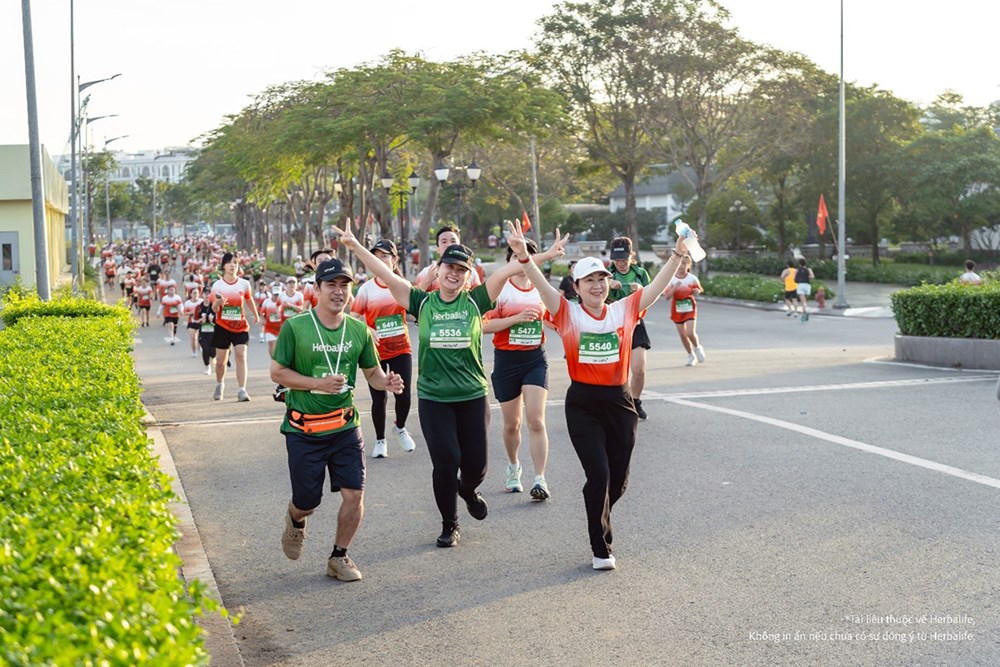 ក្រុមហ៊ុន Herbalife វៀតណាម សហការជាមួយកម្មវិធីរត់ពាក់កណ្តាលម៉ារ៉ាតុង Tien Phong ឆ្នាំ២០២៥ - រូបថតទី៣
