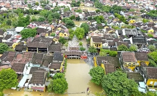 A Hoi An óváros világörökségi helyszínének értékének megőrzése és népszerűsítése az új kontextusban. Bảo tồn và phát huy giá trị di sản thế giới Đô thị cổ Hội An trong bối cảnh mới