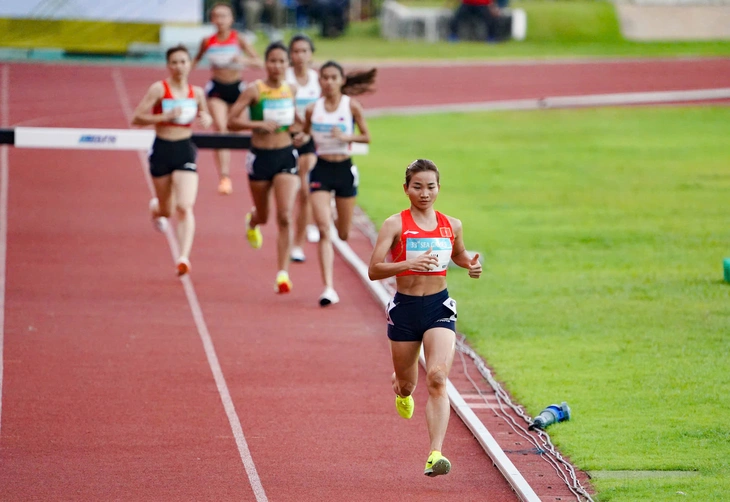 Nguyễn Thị Oanh đặt chân vào 'ngôi đền huyền thoại' của SEA Games - Ảnh 5.