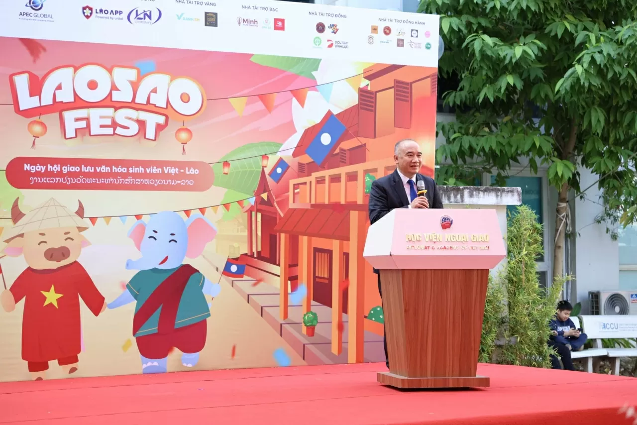 הדור הצעיר תורם לטיפוח הידידות הגדולה והסולידריות המיוחדת בין וייטנאם ללאוס. Thế hệ trẻ góp phần vun đắp quan hệ hữu nghị vĩ đại, đoàn kết đặc biệt Việt Nam-Lào