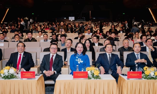 ລາງວັນການກະທຳຂອງຊຸມຊົນ: ໃຫ້ກຽດແກ່ການປະກອບສ່ວນຢ່າງງຽບໆ ແລະ ແຜ່ຂະຫຍາຍຄວາມເຂັ້ມແຂງຂອງຊຸມຊົນ - ຮູບທີ 1.