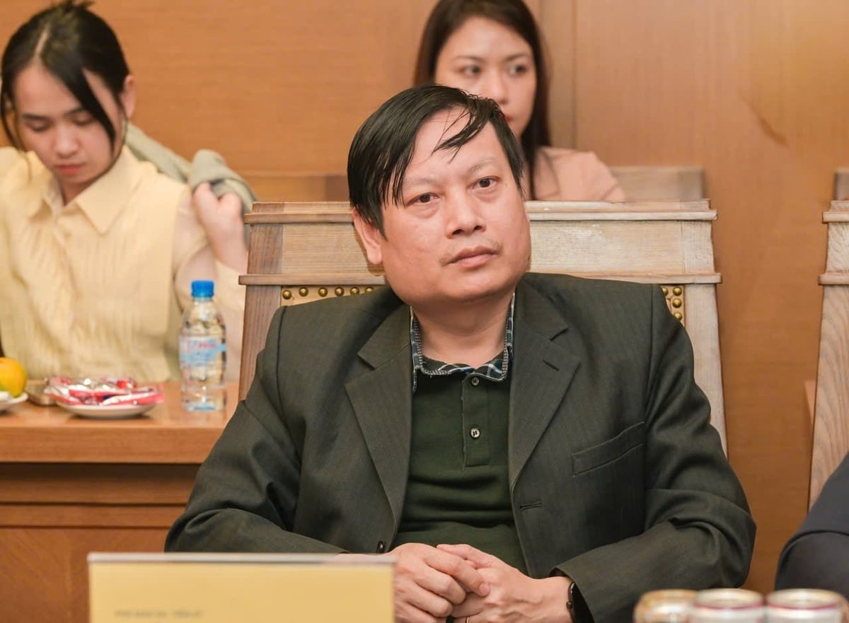 PGS.TS Tưởng Duy Hải - Trưởng Bộ môn Phương pháp dạy học Vật lý, Khoa Vật lý, Trường Đại học Sư phạm Hà Nội, chia sẻ với PetroTimes về chương trình STEM Innovation Petrovietnam bên lề Hội nghị triển khai chương trình do Tập đoàn Công nghiệp - Năng lượng Quốc gia Việt Nam (Petrovietnam) tổ chức ngày 3/12/2025. Ảnh: Petrovietnam.