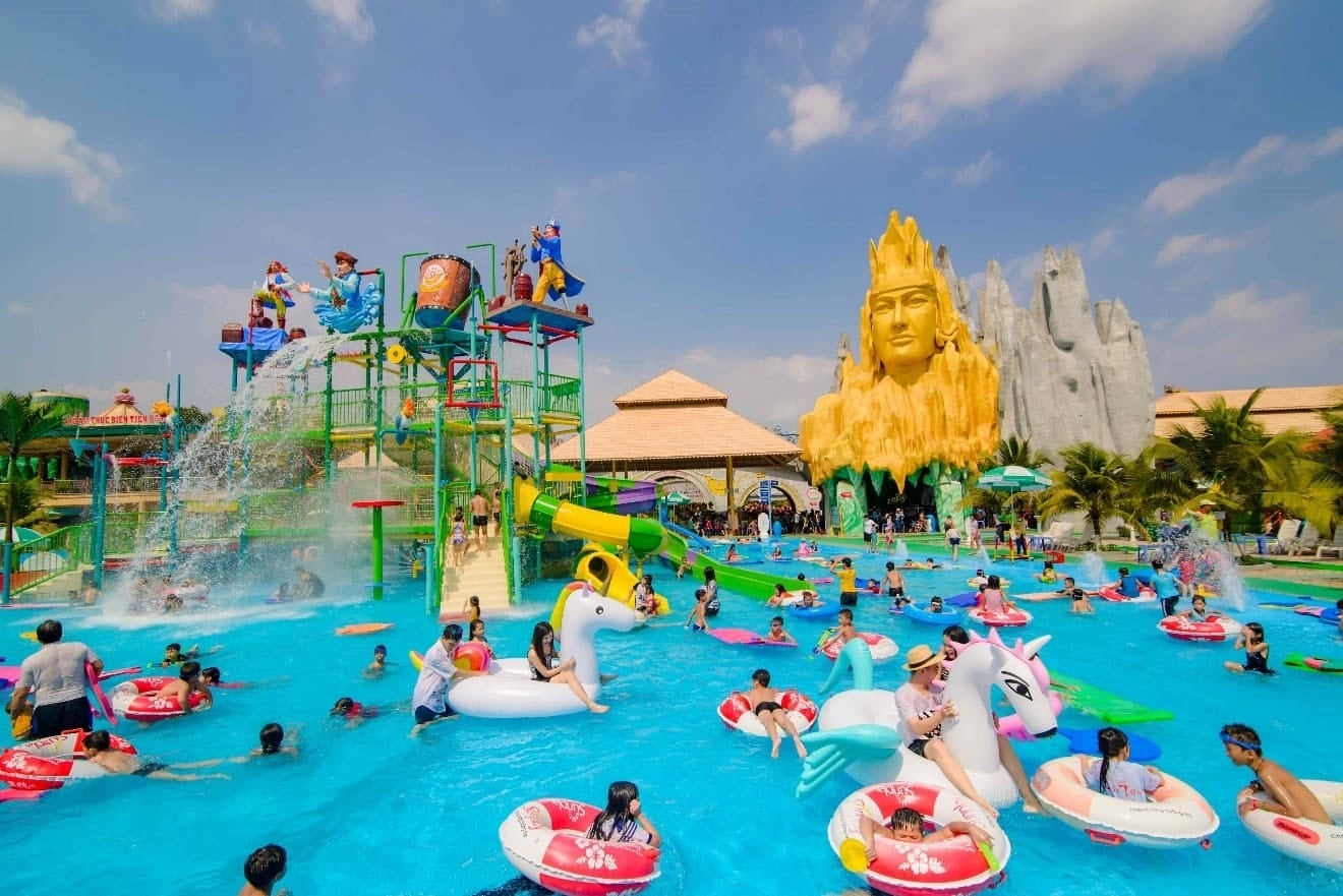 Công viên Suối Tiên