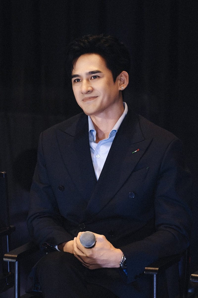 https://static-images.vnncdn.net/vps_images_publish/000001/000003/2025/12/16/luong-the-thanh-008-2484.jpg