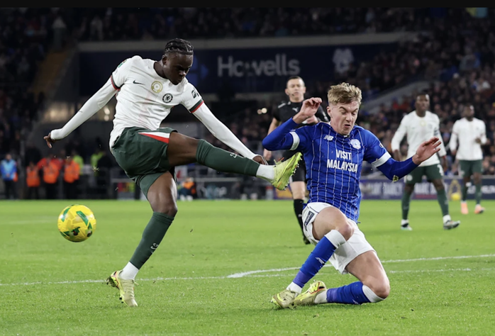 Siêu dự bị bùng nổ trước Cardiff, Chelsea giành vé bán kết Cúp Liên đoàn - Ảnh 1.