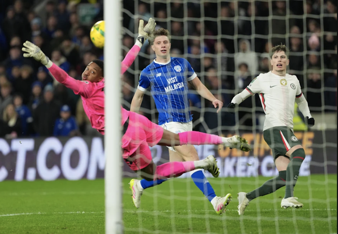 Siêu dự bị bùng nổ trước Cardiff, Chelsea giành vé bán kết Cúp Liên đoàn - Ảnh 6.