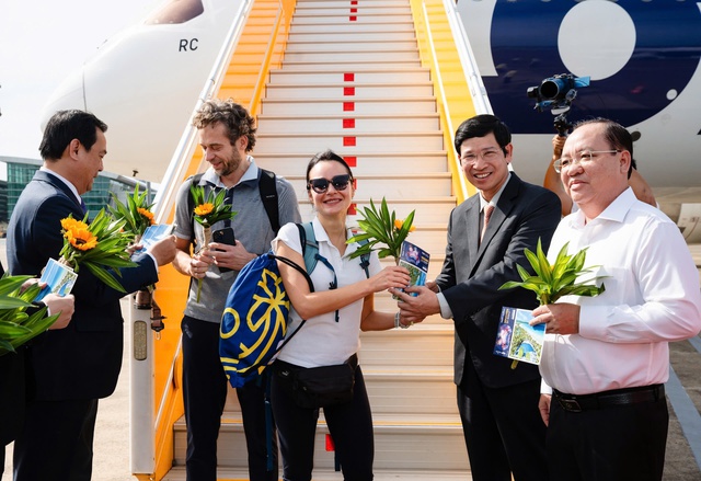 Dấu mốc lịch sử  của du lịch Việt - Ảnh 1.