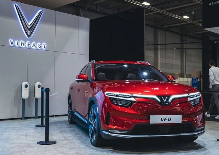 តម្លៃរថយន្ត VinFast VF 8 ចុងក្រោយបង្អស់គិតត្រឹមខែធ្នូ ឆ្នាំ២០២៥។