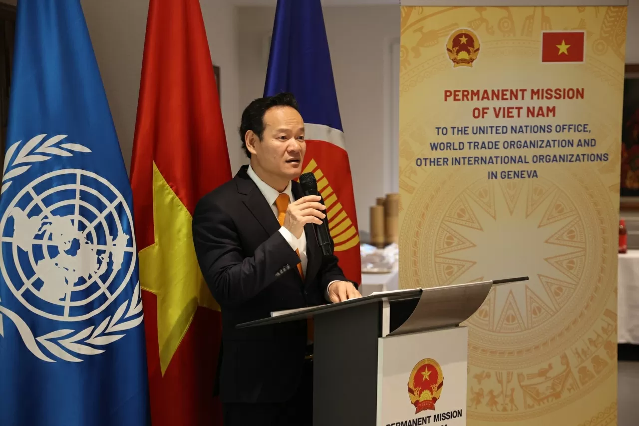 Không khí trang trọng và xúc động tại Tọa đàm tôn vinh Chủ tịch Hồ Chí Minh tại Geneva