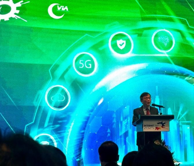 Ông Vũ Hoàng Liên - Chủ tịch Hiệp hội Internet Việt Nam.