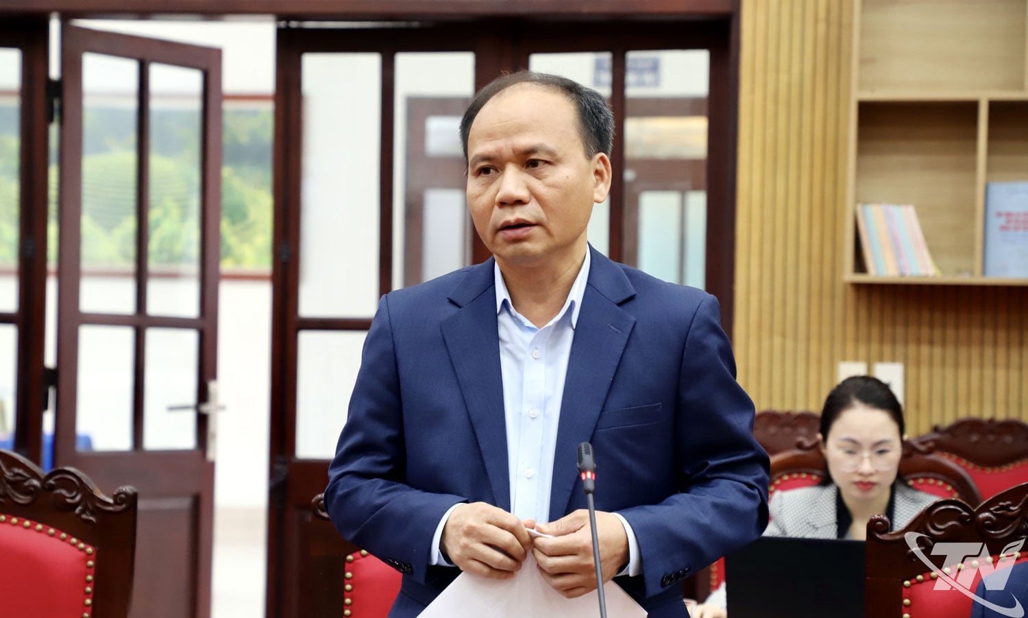 លោកប្រធាននាយកដ្ឋានហិរញ្ញវត្ថុឆ្លើយសំណួរទាក់ទងនឹងផ្នែកទទួលខុសត្រូវរបស់អង្គភាព។